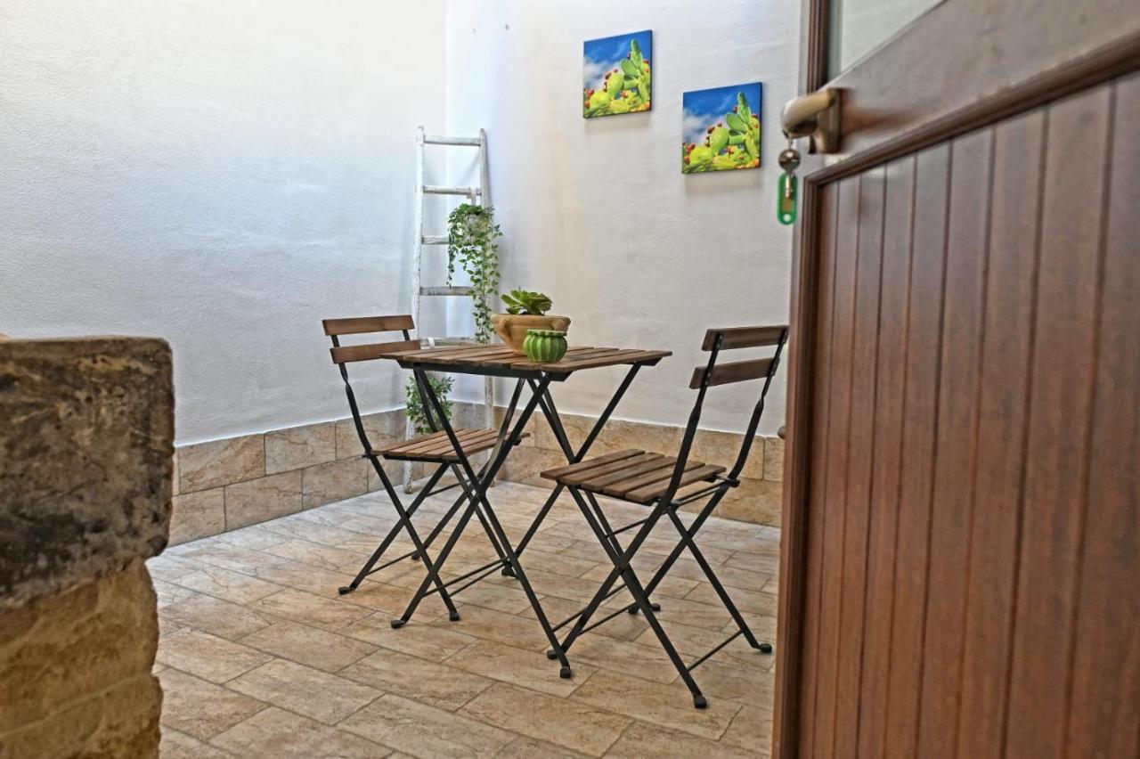 Ficu Pala Holiday Home Noto Exteriér fotografie