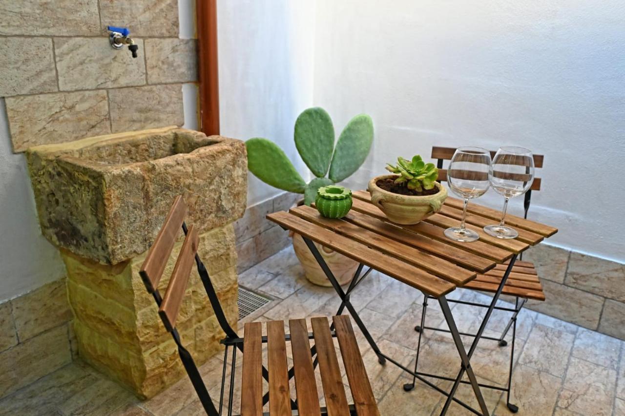 Ficu Pala Holiday Home Noto Exteriér fotografie